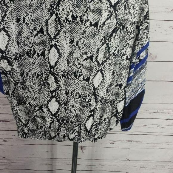Unique Spectrum Black Snakeskin Plus Size 2x scoop neck‎ animal print Top Blouse - Picture 5 of 8
